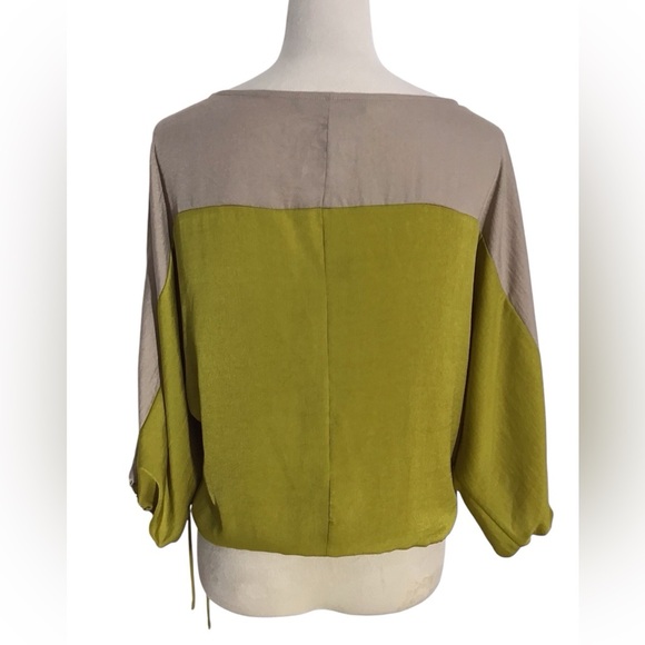BCBG Maxazria Colorblock Cold Shoulder Blouse Color Dillcombo - Picture 6 of 9